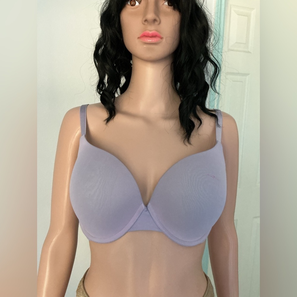 Victoria's Secret Light Purple Underwire Bra